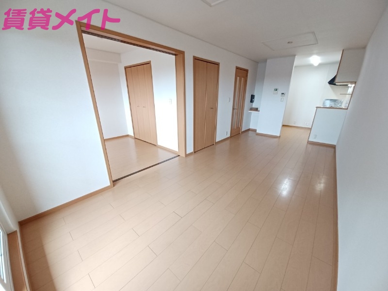 居室・リビング　同タイプの画像です