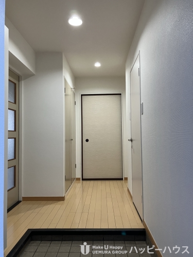 玄関　参考写真（※別部屋の写真です。現状を優先とします）