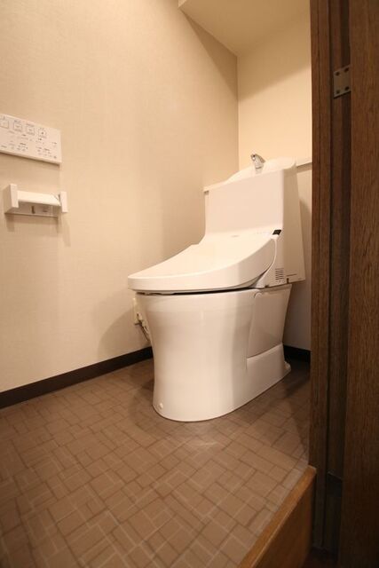 ダイアパレス・ステーションプラザ金山のトイレ写真