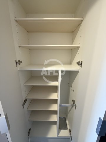 収納　プレサンス東小橋エレディータ　シューズボックス