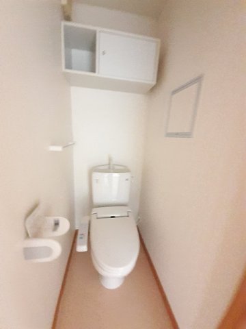 トイレ　コンパクトで使いやすいトイレです