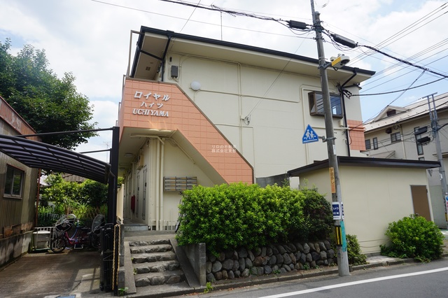 建物外観　閑静な住宅地でゆったりライフスタイルを満喫してください♪