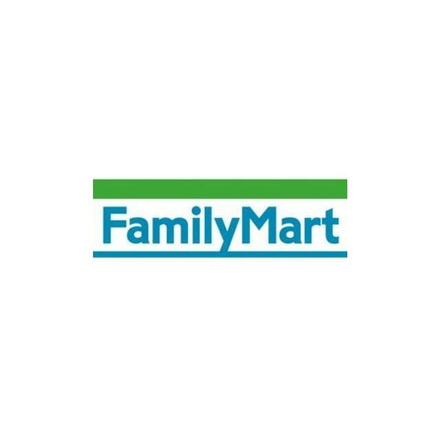 コンビニ　ファミリーマート鶴見中央店（コンビニ）まで26m