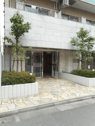 建物外観　★高級感のある重厚感な外観★
