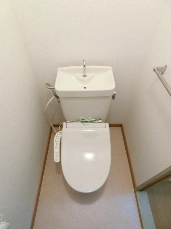 トイレ　図面と現状に相違がある場合には現状を優先