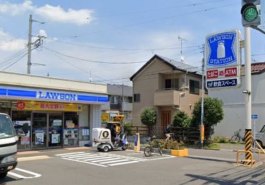 コンビニ　ローソン 三鷹牟礼四丁目店（コンビニ）まで104m