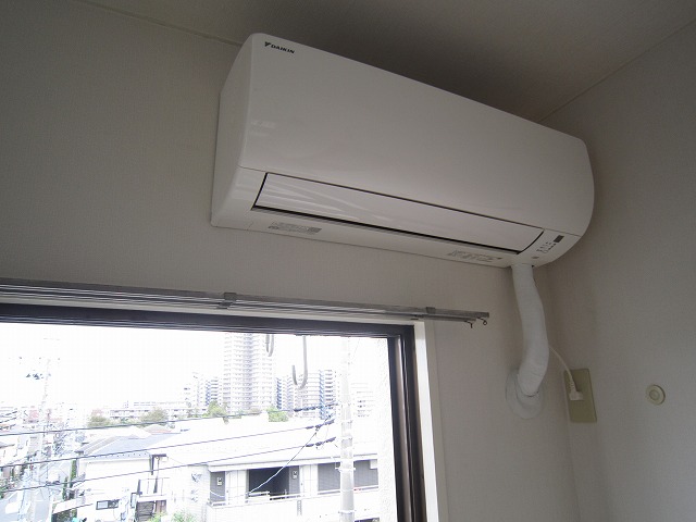 その他　●一年中快適に過ごせるエアコン付♪