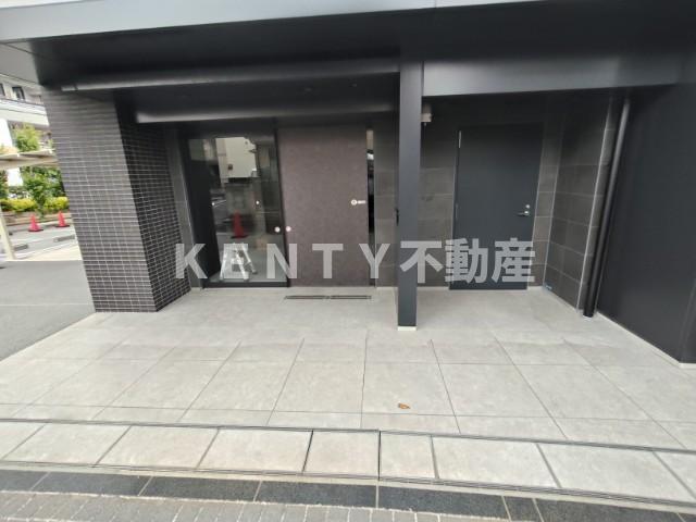 エントランス　清潔なエントランスです