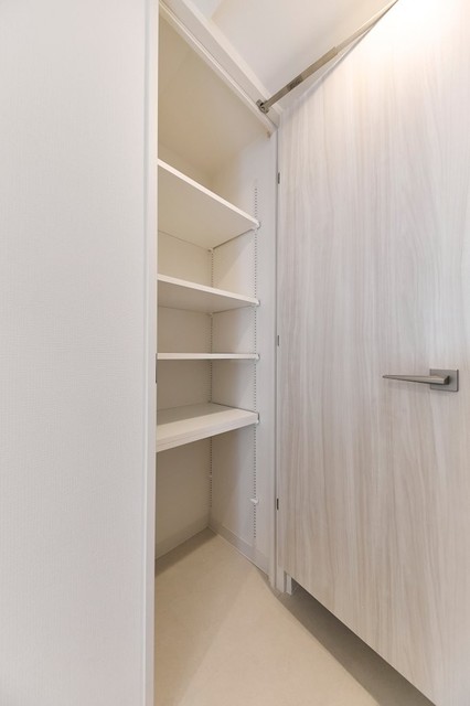 玄関　※写真は同タイプ住戸です。