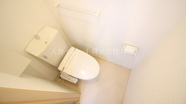 トイレ　※同型モデル