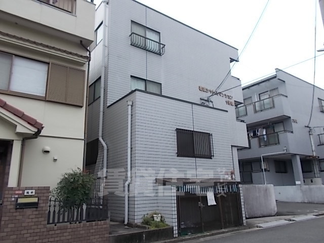 コンビニ　セブンイレブン　高槻郡家新町店（コンビニ）まで493m
