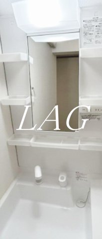 洗面設備　洗面台です。（同仕様です。）