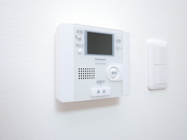 セキュリティ　防犯面に配慮したＴＶモニターホン付きです！