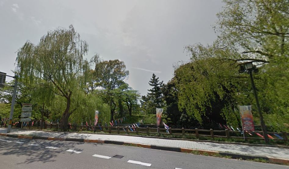 公園　亀城公園（公園）まで920m