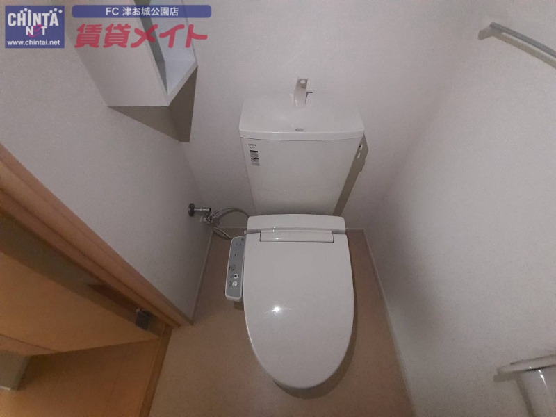 トイレ　別部屋参考写真