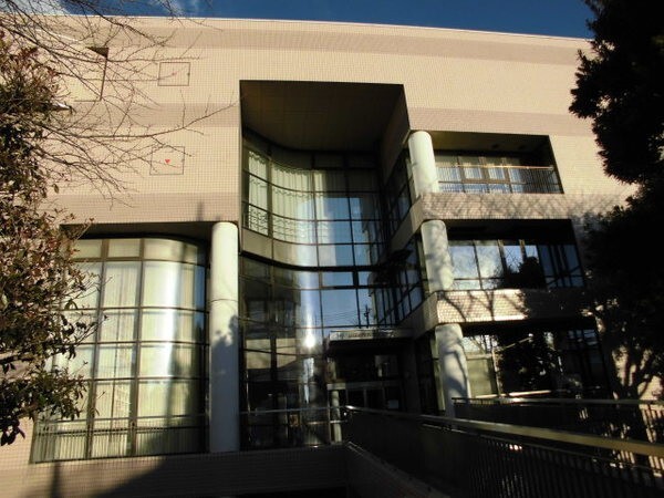 図書館　八千代市立勝田台図書館（図書館）まで1006m