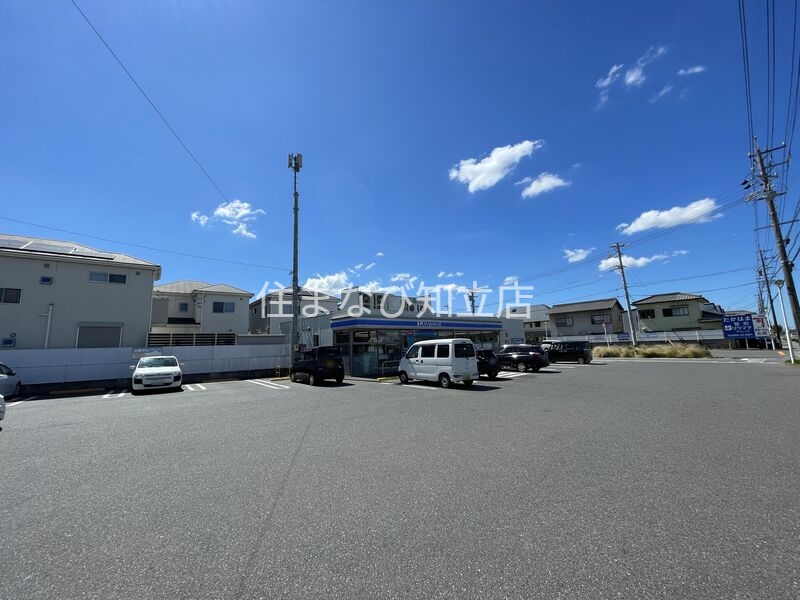 コンビニ　ローソン高浜神明町店（コンビニ）まで135m