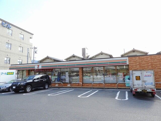 コンビニ　セブンイレブン東原１丁目店（コンビニ）まで500m