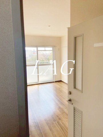 居室・リビング　洋室のお部屋です。