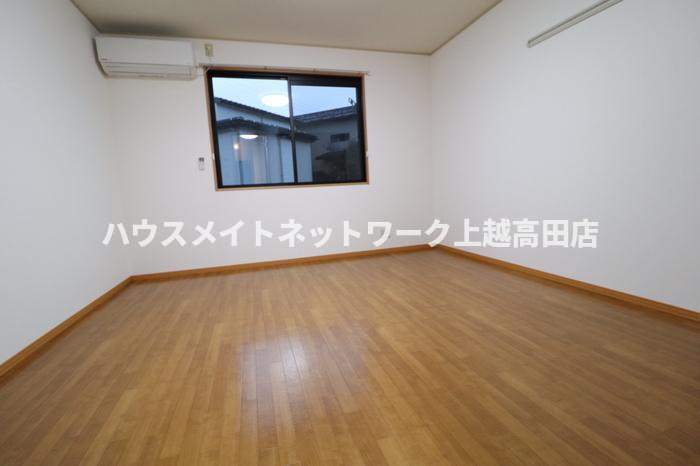 居室・リビング　洋室8.0帖