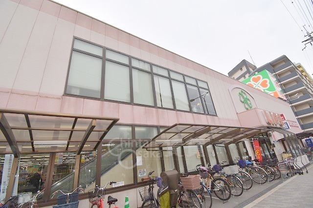 スーパー　ライフ　十三東店（スーパー）まで204m