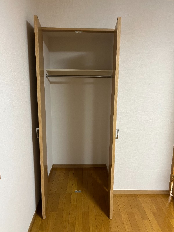 収納　グランピア自由が丘_103_クローゼット