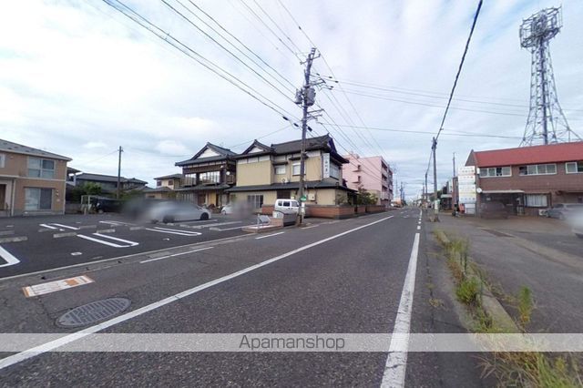 その他　前面道路（その他）まで0m