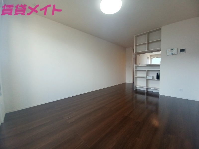 居室・リビング　別部屋参考写真です