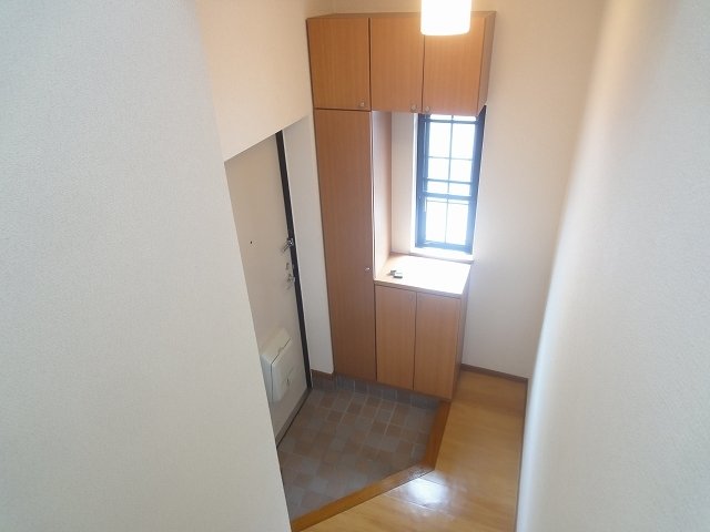 玄関　明るい玄関です