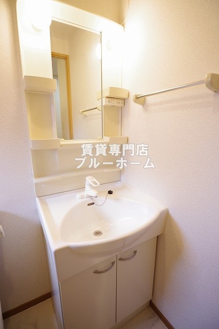 洗面設備　独立洗面台あります！