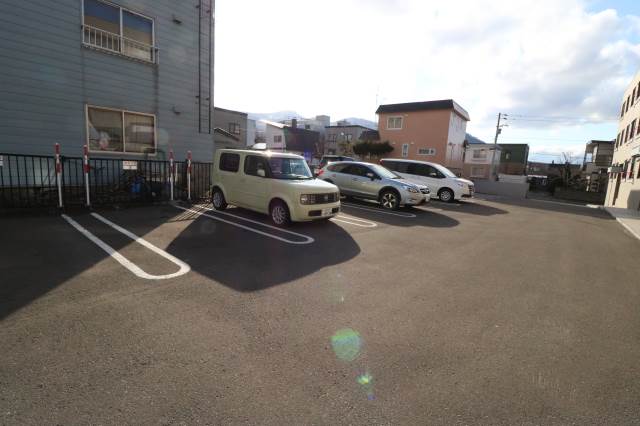 駐車場　駐車場♪
