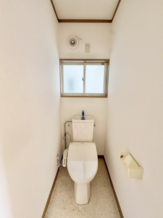 マルヤパラ-ストのトイレ写真
