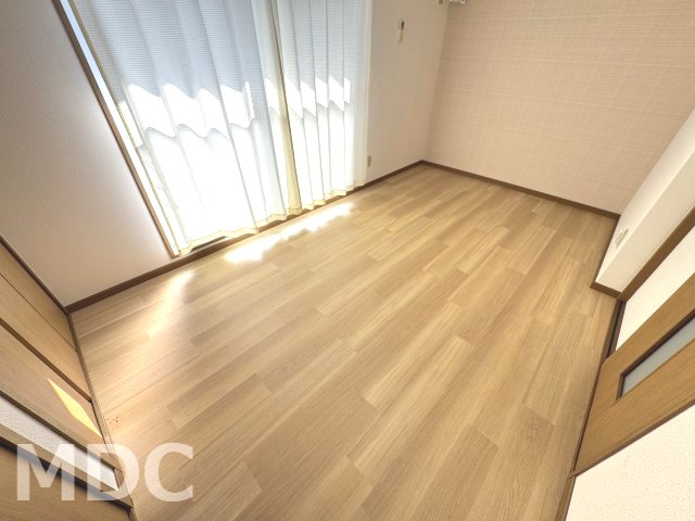 ＪＲ牟岐線 二軒屋駅 徒歩5分 3階建 築32年の内装写真