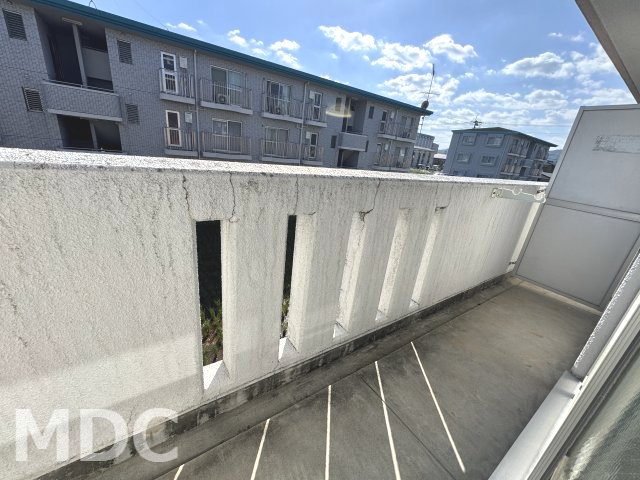ＪＲ牟岐線 二軒屋駅 徒歩5分 3階建 築32年の内装写真