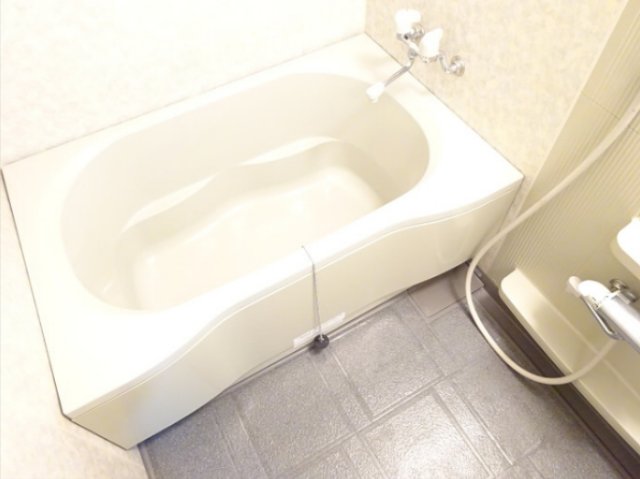 バス・シャワールーム　きれいなお風呂です