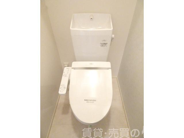 メゾンハルモニアE棟のトイレ写真