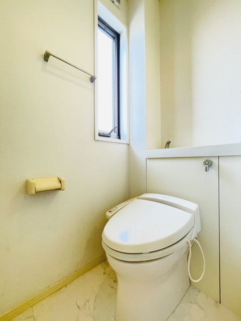 トイレ　※別部屋写真