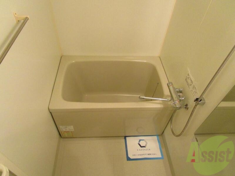 バス・シャワールーム　一日の疲れを癒せるゆったり身体を休められる浴室です