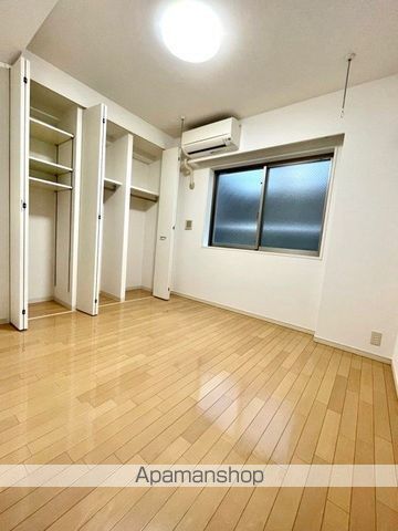 レジディア千鳥町の居間写真