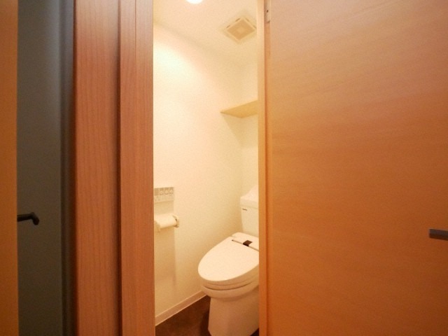 トイレ　ゆったりとした空間のトイレです