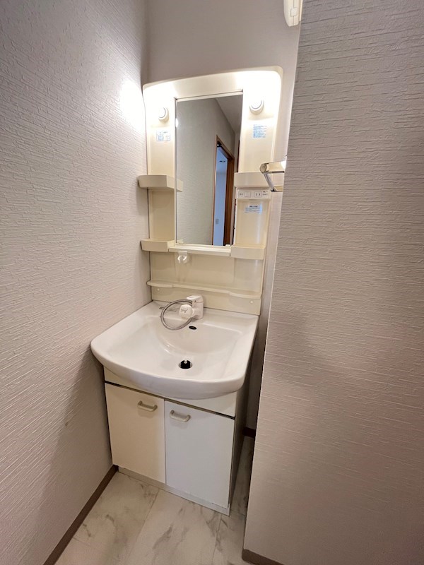洗面設備　参考写真