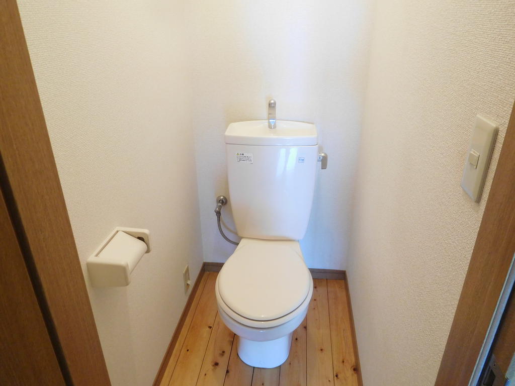 舞尾レジデンスのトイレ写真