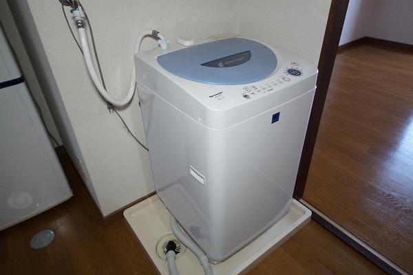 キッチン　全自動洗濯機設置