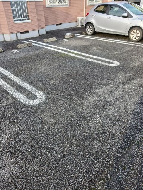 【茂原市早野のアパートの駐車場】