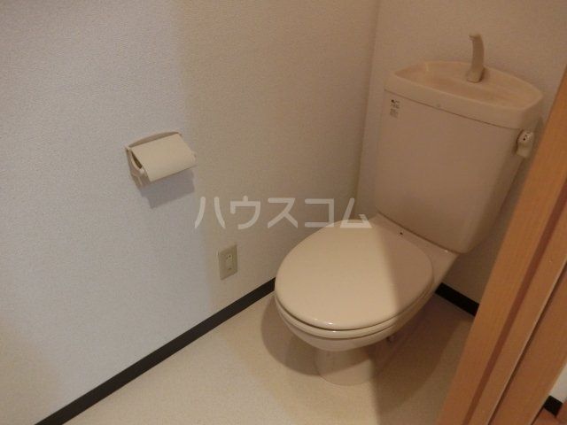 【メゾンリュンヌのトイレ】