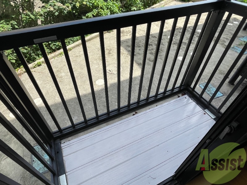 バルコニー　バルコニーがあるので洗濯物は外に干せそうですね～