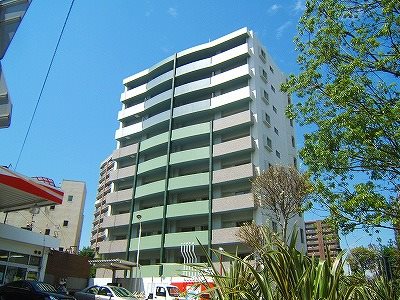 コートハウス大手町の建物外観