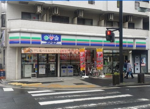 コンビニ　ローソン・スリーエフ鶴見駅前店（コンビニ）まで180m