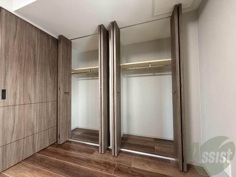 収納　クローゼットがありました。お洋服や荷物はここへ