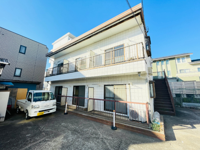 建物外観　落ち着いた住環境。